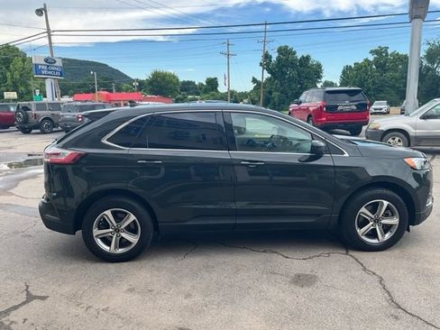 Used 2023 Ford Edge SEL w/ Convenience Package AWD/4WD image 3