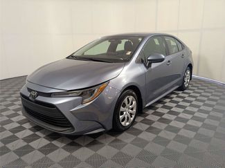 Used 2025 Toyota Corolla LE FWD video 2