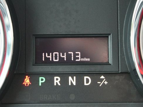 Used 2020 Dodge Grand Caravan SE w/ UConnect Hands-Free Group image 9