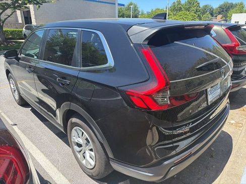 Used 2026 Honda CR-V LX image 5
