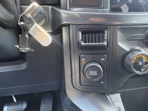 Used 2024 Ford F150 STX image 33