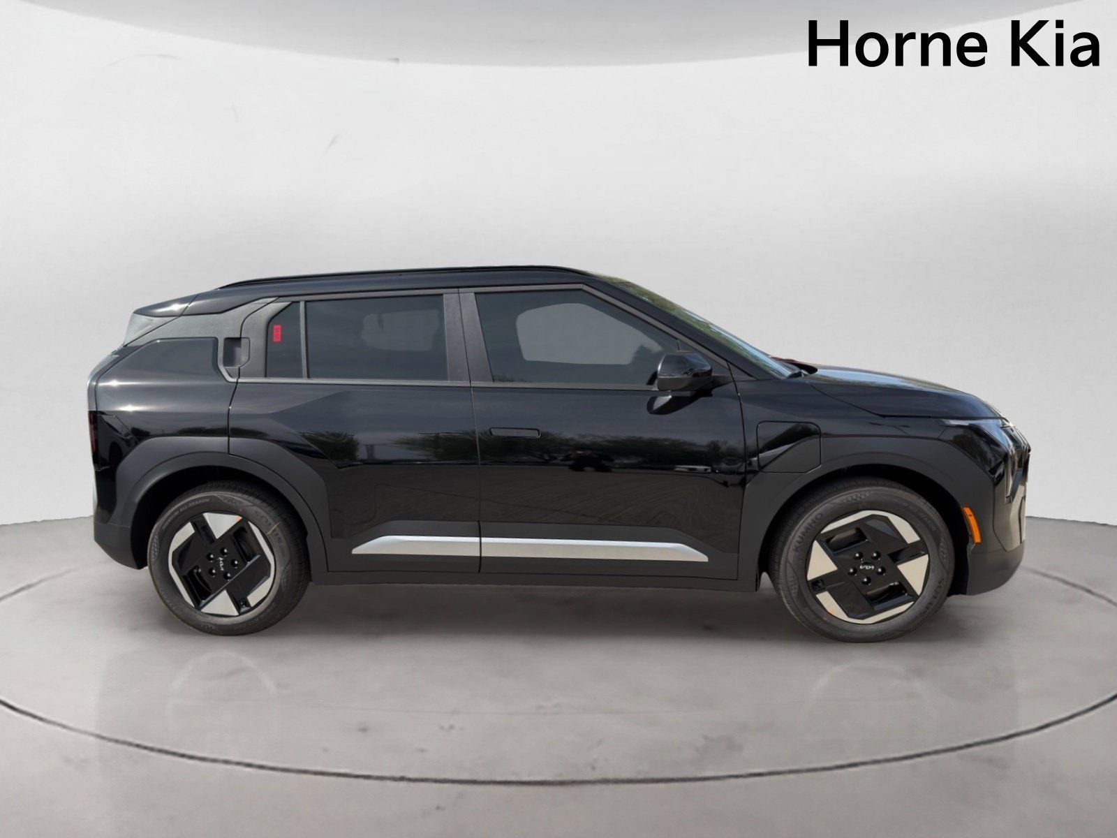 New 2027 Kia EV3 Wind FWD image 3