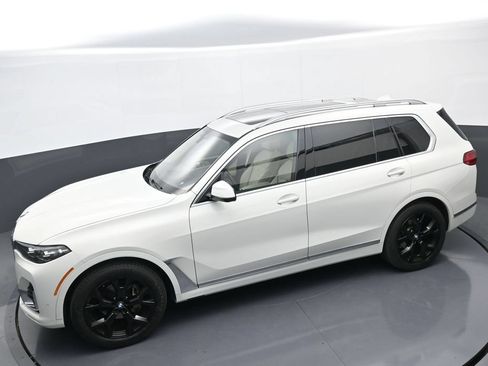 Used 2022 BMW X7 xDrive40i w/ Executive Package AWD/4WD image 33