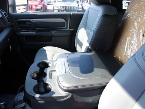 New 2025 RAM 5500 Tradesman image 40