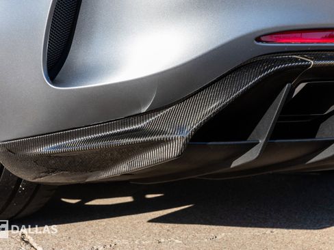 Used 2018 Mercedes-Benz AMG GT R image 14