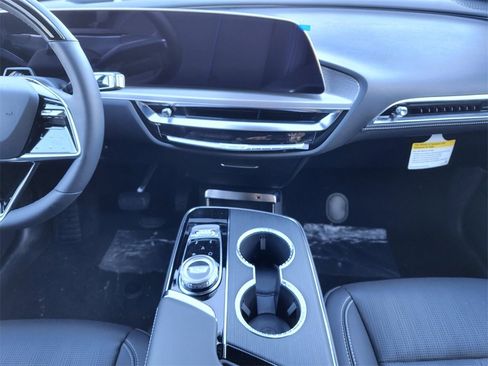 New 2026 Cadillac Lyriq Luxury image 12