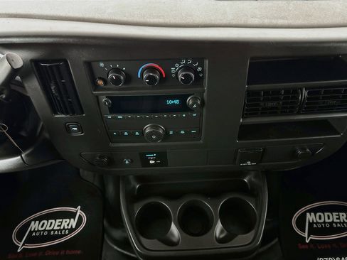 Used 2025 GMC Savana 2500 w/ Driver Convenience Package RWD image 24
