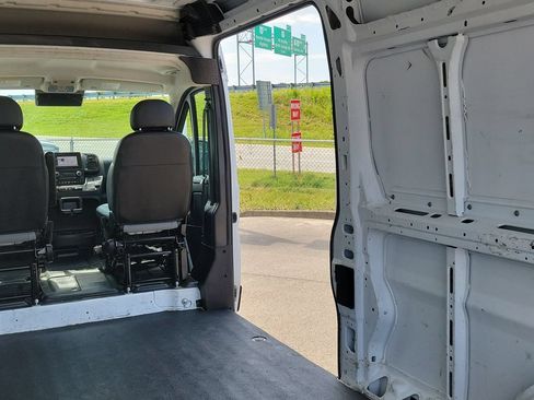 Used 2025 RAM ProMaster 3500 w/ Convenience Group FWD image 19