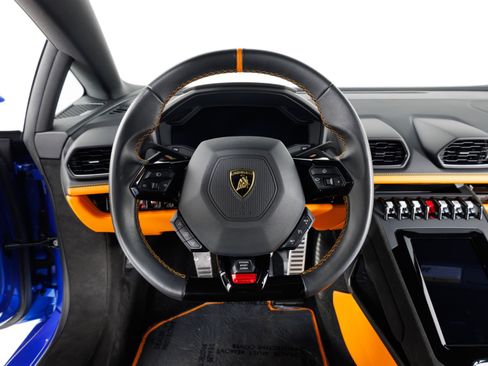 Used 2023 Lamborghini Huracan Tecnica RWD image 19