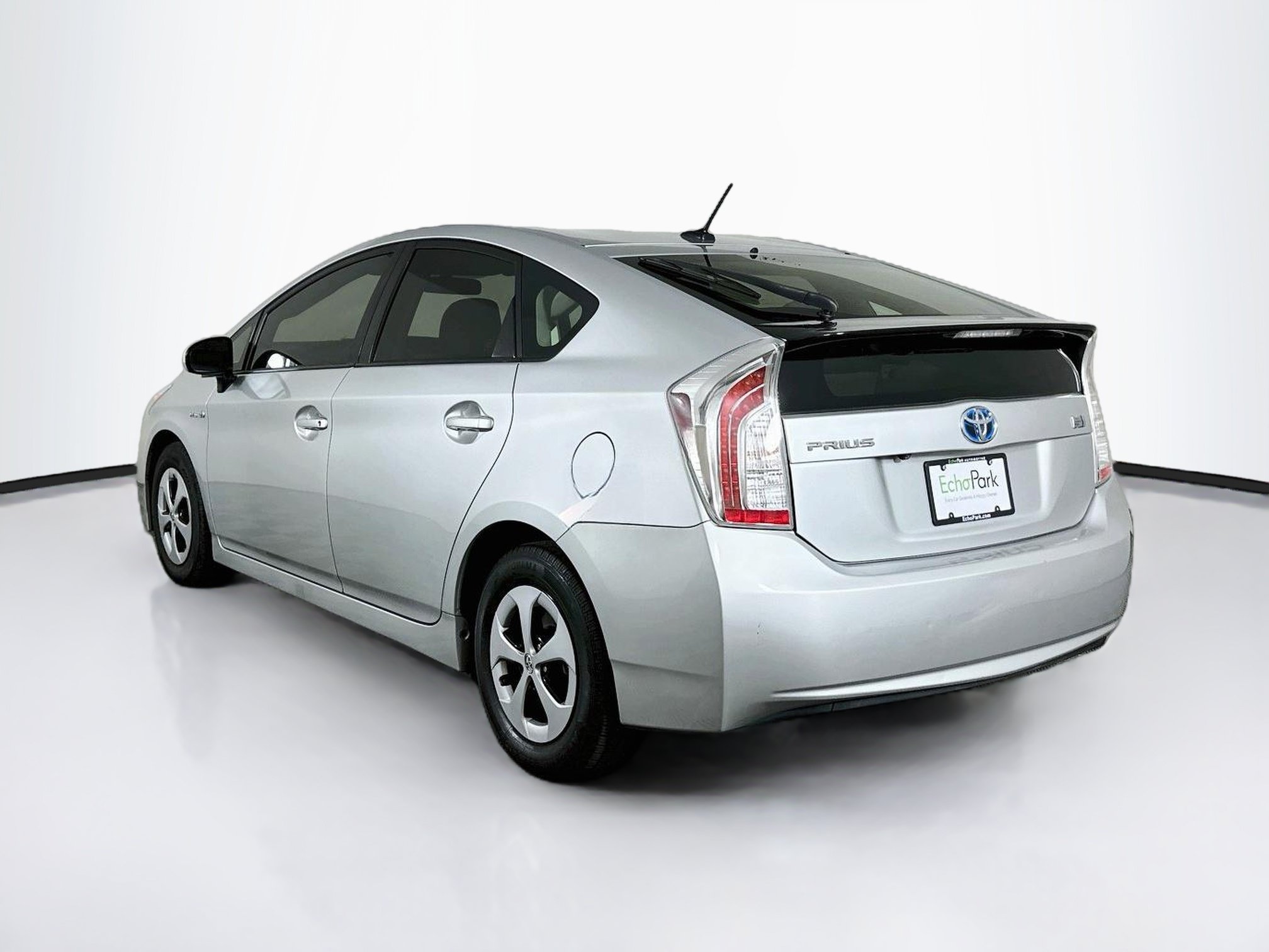 Used 2014 Toyota Prius Three FWD image 5
