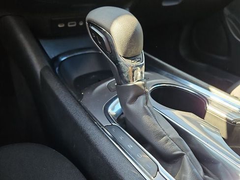 Used 2024 Chevrolet Malibu LT image 21