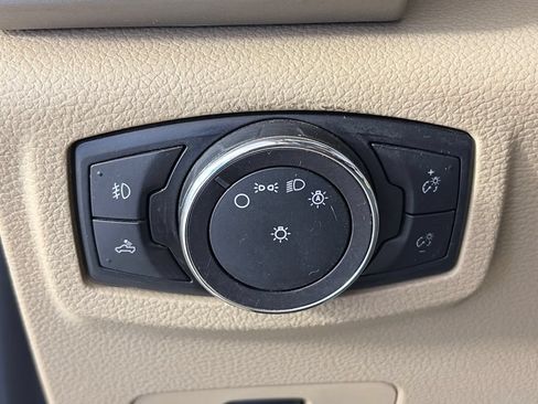 Used 2018 Ford F250 Lariat w/ Chrome Package AWD/4WD image 24