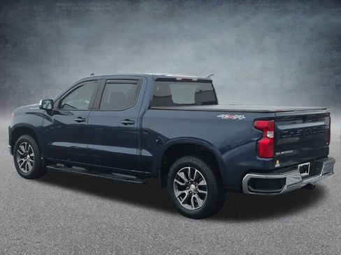 Used 2022 Chevrolet Silverado 1500 LT image 9