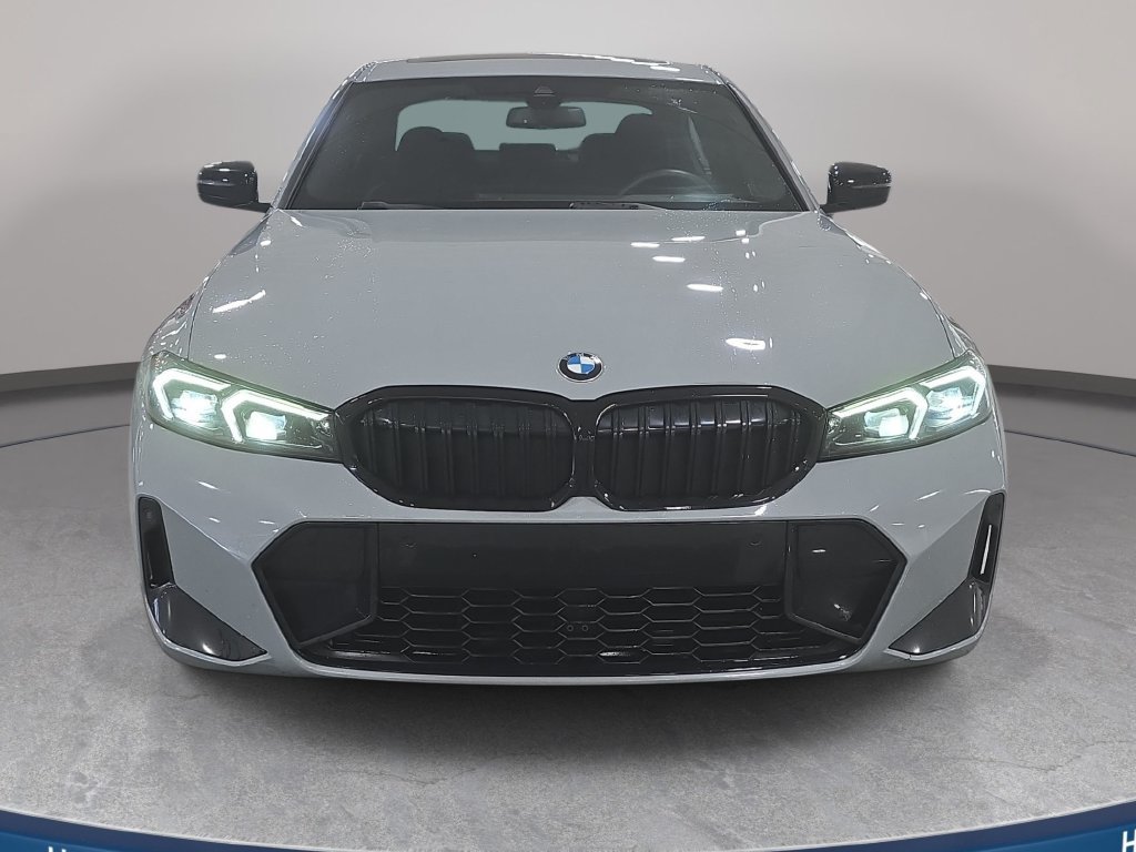 Used 2024 BMW 330i Sedan w/ M Sport Package RWD image 3