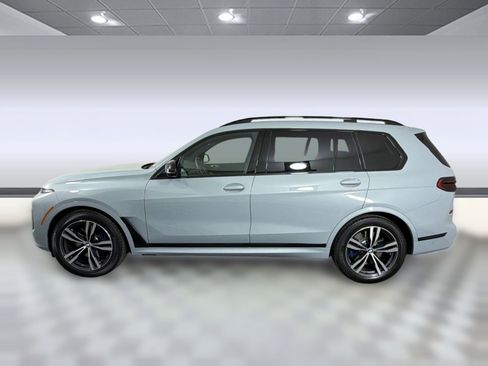 Used 2025 BMW X7 M60i w/ Climate Comfort Package AWD/4WD image 2