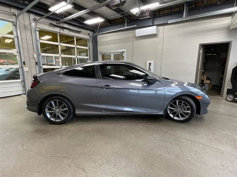 Used 2019 Honda Civic EX image 6