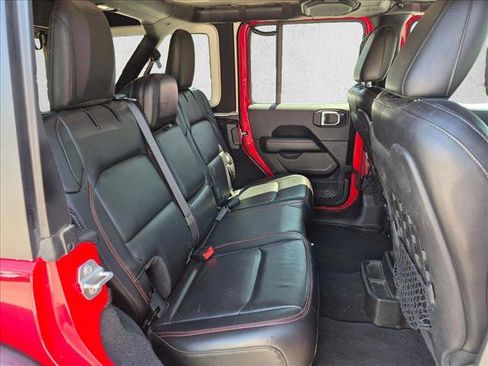 Used 2019 Jeep Wrangler Unlimited Rubicon AWD/4WD image 18