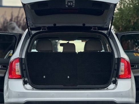 Used 2013 Ford Edge Limited image 11