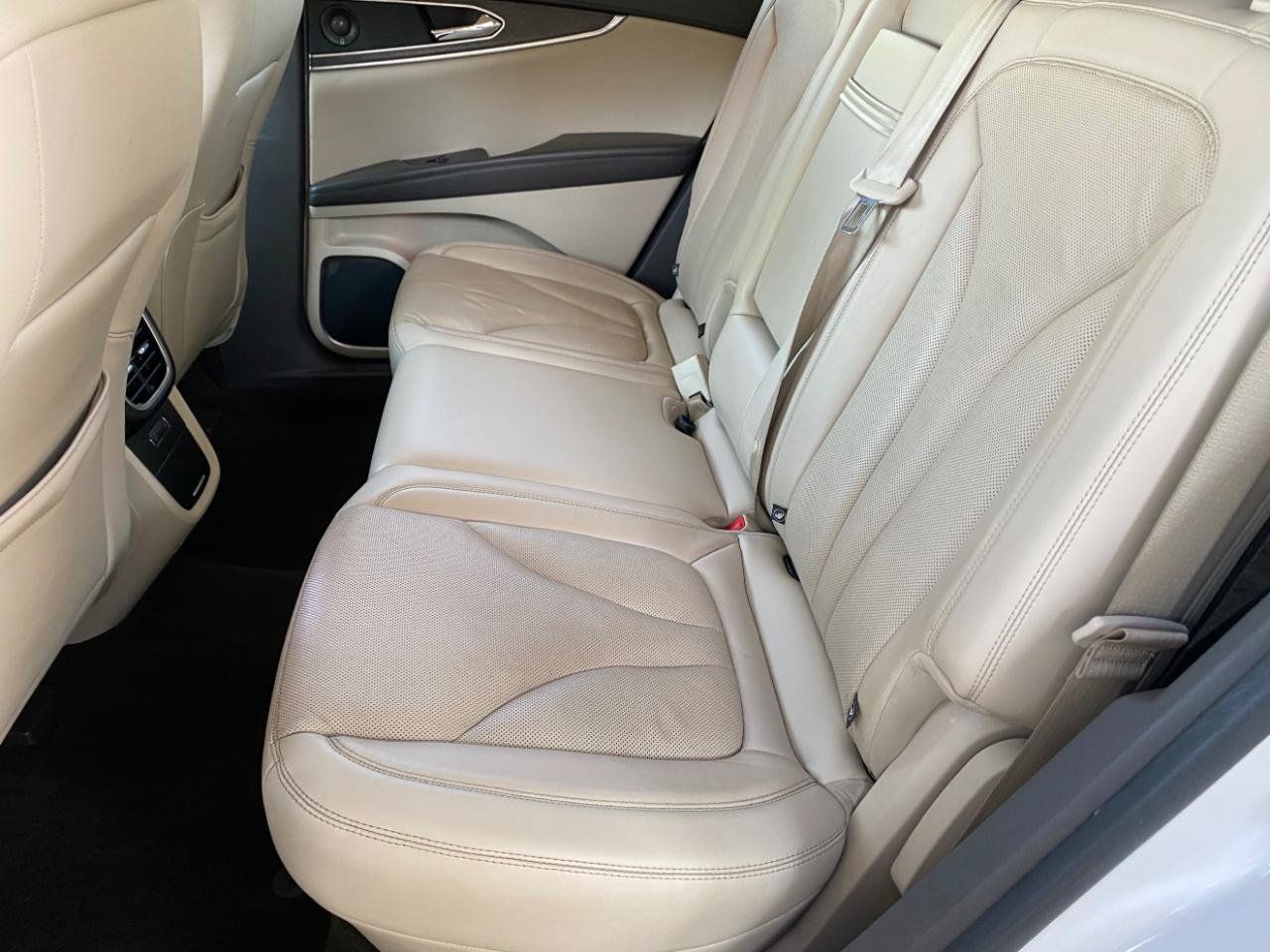 Used 2019 Lincoln Nautilus Reserve FWD image 31