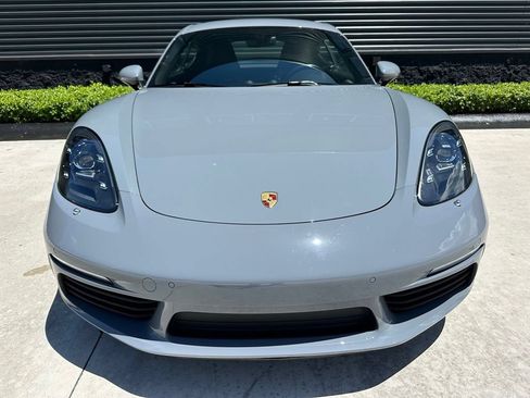 Certified 2024 Porsche 718 Cayman RWD image 8
