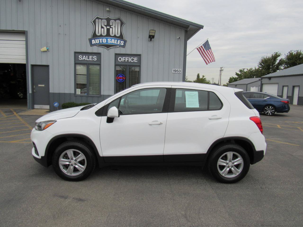 Used 2018 Chevrolet Trax LS AWD/4WD image 3