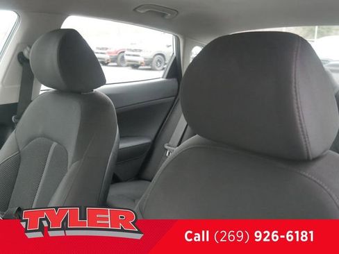 Used 2020 Kia Optima LX FWD image 32