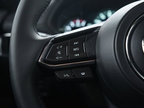 Certified 2025 MAZDA CX-5 Signature image 26