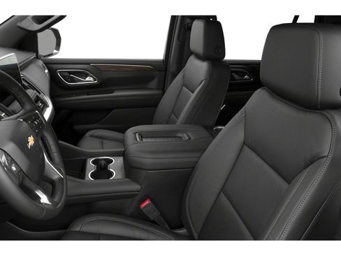 Used 2023 Chevrolet Tahoe LT w/ Luxury Package AWD/4WD image 7