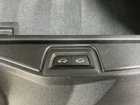 Certified 2023 BMW X7 xDrive40i w/ Premium Package image 31