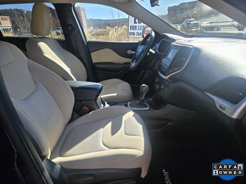 Used 2016 Jeep Cherokee Sport w/ Safety Group image 15