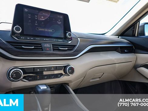 Used 2025 Nissan Altima 2.5 SV image 38