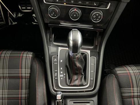 Used 2016 Volkswagen GTI S FWD image 21