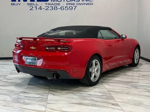 Used 2020 Chevrolet Camaro LT image 6