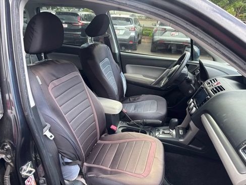 Used 2017 Subaru Forester 2.5i Premium AWD/4WD image 10