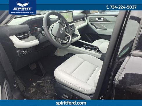 New 2026 Ford Explorer Platinum w/ LUX Leather Package image 13