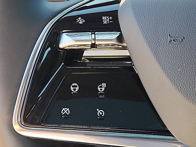 Certified 2025 Cadillac Optiq Luxury 2 AWD/4WD image 21