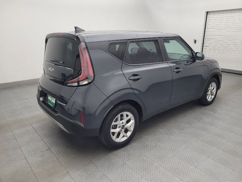 Used 2025 Kia Soul S FWD image 10