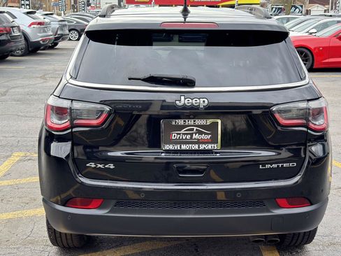 Used 2018 Jeep Compass Limited w/ Navigation Group AWD/4WD image 6