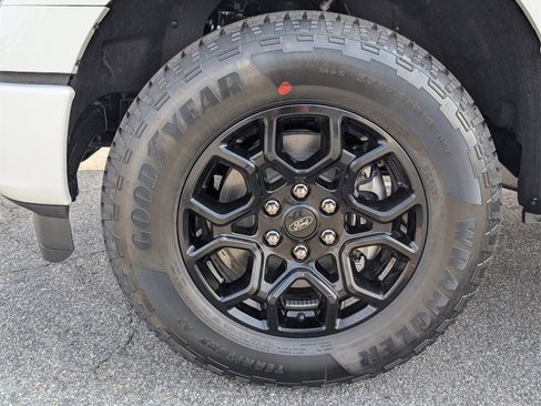 New 2026 Ford F150 Lariat w/ FX4 Off-Road Package image 13