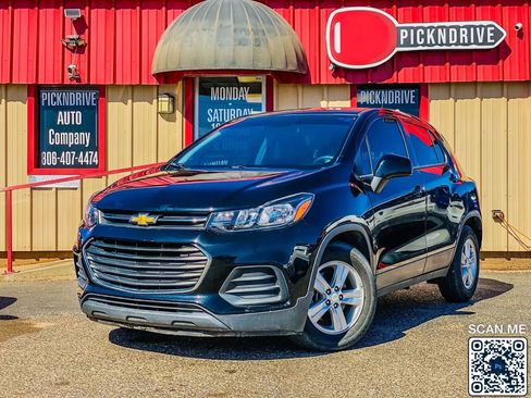 Used 2019 Chevrolet Trax LS w/ Tint and Cruise Package image 2