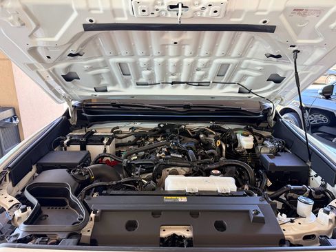 Used 2025 Toyota Tacoma SR5 RWD image 28