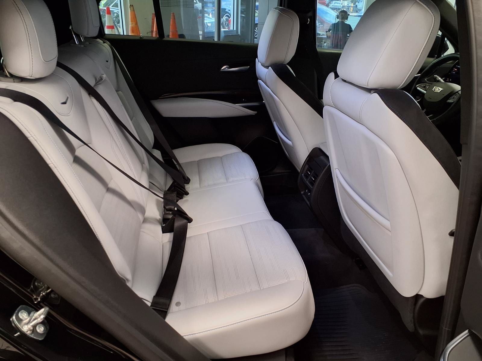 Certified 2025 Cadillac XT4 Sport FWD image 14