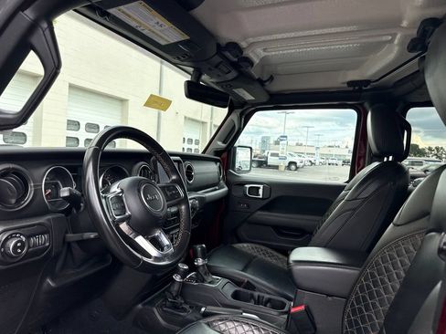 Used 2021 Jeep Gladiator Overland AWD/4WD image 9