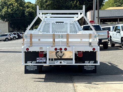 New 2025 Ford F550 XL image 4