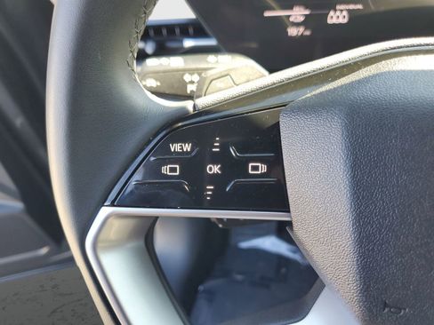 Used 2025 Audi Q6 e-tron Premium w/ Convenience Package image 23