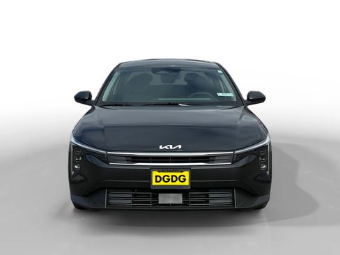 New 2026 Kia K4 LXS image 8