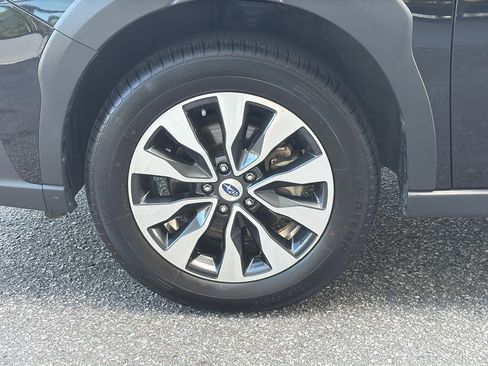 Used 2024 Subaru Outback Limited AWD/4WD image 35
