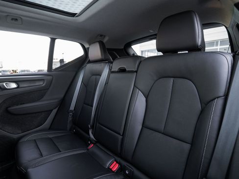 Used 2023 Volvo XC40 B5 Plus w/ Driver Assist Package image 28