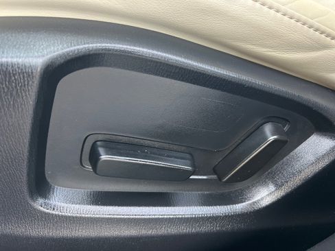 Used 2020 MAZDA CX-5 Touring image 25