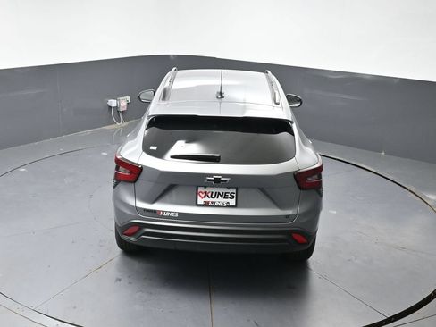 New 2026 Chevrolet Trax LT w/ Driver Confidence Package FWD image 36